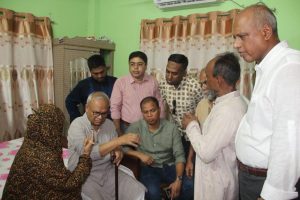 আওয়ামী সন্ত্রাসী হামলার শিকার রুপগঞ্জের ছাত্রদল নেতা দোলনের চিকিৎসার দায়িত্ব নিলেন তারেক রহমান