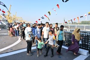 যথাযোগ্য মর্যাদায় নৌঅঞ্চলসমূহে সশস্ত্র বাহিনী দিবস-২০২৫ উদ্যাপিত 2 যথাযোগ্য মর্যাদায় নৌঅঞ্চলসমূহে সশস্ত্র বাহিনী দিবস-২০২৫ উদ্যাপিত