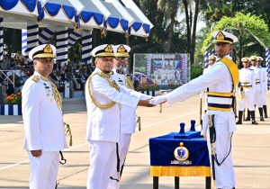 ৫ হাজার নৌসদস্য নির্বাচনের দায়িত্বে প্রস্তুত-নৌবাহিনী প্রধান 2 ৫ হাজার নৌসদস্য নির্বাচনের দায়িত্বে প্রস্তুত-নৌবাহিনী প্রধান