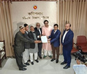 বহু ত্যাগের বিনিময়ে আমরা ভোটাধিকার ফিরে পেয়েছি-আমির খসরু 5 বহু ত্যাগের বিনিময়ে আমরা ভোটাধিকার ফিরে পেয়েছি-আমির খসরু