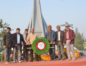 বর্ণাঢ্য আয়োজনে চট্টগ্রাম প্রেস ক্লাবে মহান বিজয় দিবস উদযাপন 2 বর্ণাঢ্য আয়োজনে চট্টগ্রাম প্রেস ক্লাবে মহান বিজয় দিবস উদযাপন