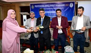 চবি আইকিউএসির উদ্যোগে নবাগত শিক্ষকদের পেশাগত উন্নয়নমূলক পাঁচদিনব্যাপী প্রশিক্ষণ শুরু 2 চবি আইকিউএসির উদ্যোগে নবাগত শিক্ষকদের পেশাগত উন্নয়নমূলক পাঁচদিনব্যাপী প্রশিক্ষণ শুরু