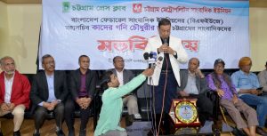 সরকার বা উপদেষ্টার ইচ্ছায় প্রেসক্লাব পরিচালিত হবে না-কাদের গনি চৌধুরী