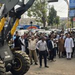 চট্টগ্রামকে বিলবোর্ডমুক্ত করার ঘোষণা: কাজীর দেউরীতে উচ্ছেদ অভিযানে মেয়র ডা. শাহাদাত