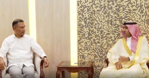 প্রচ্ছদ 4 প্রচ্ছদ