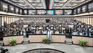 প্রচ্ছদ 10 প্রচ্ছদ