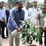 সংসদ প্রাঙ্গণে গাছ লাগালেন স্পিকার ও ডেপুটি স্পিকার