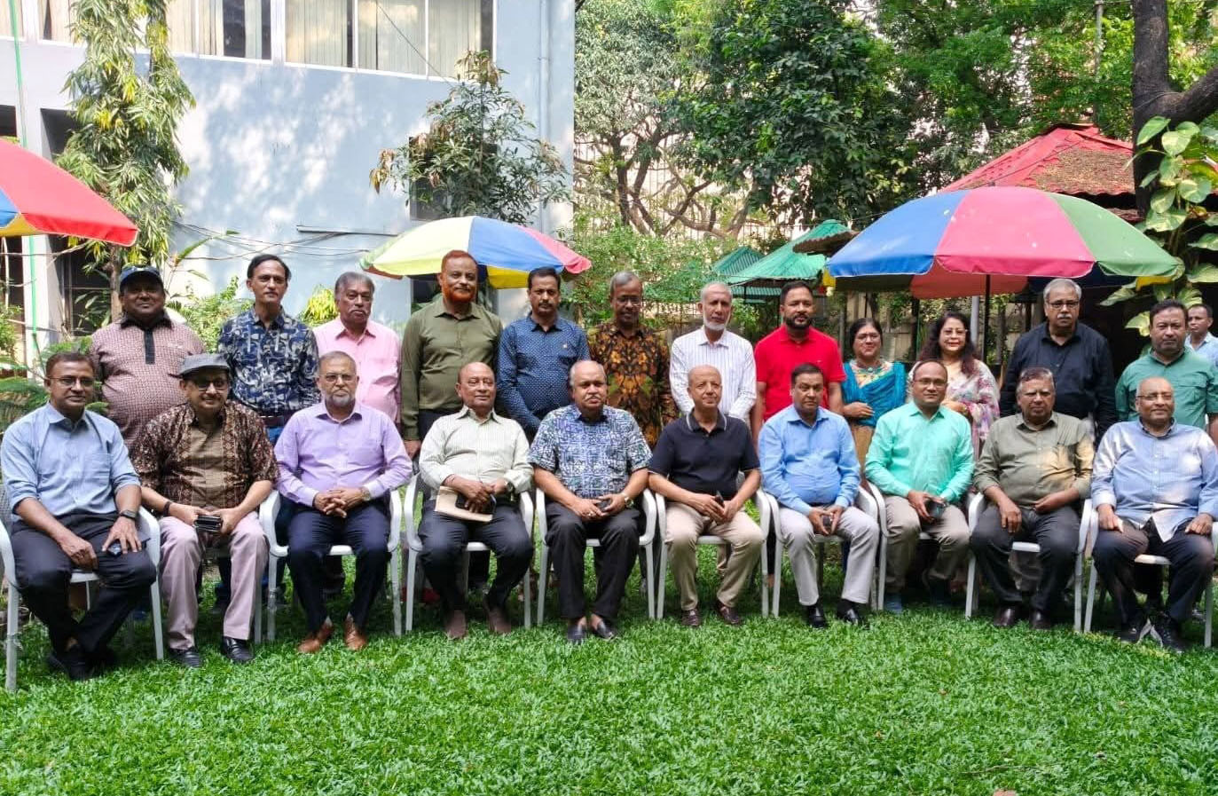 প্রচ্ছদ 140 প্রচ্ছদ