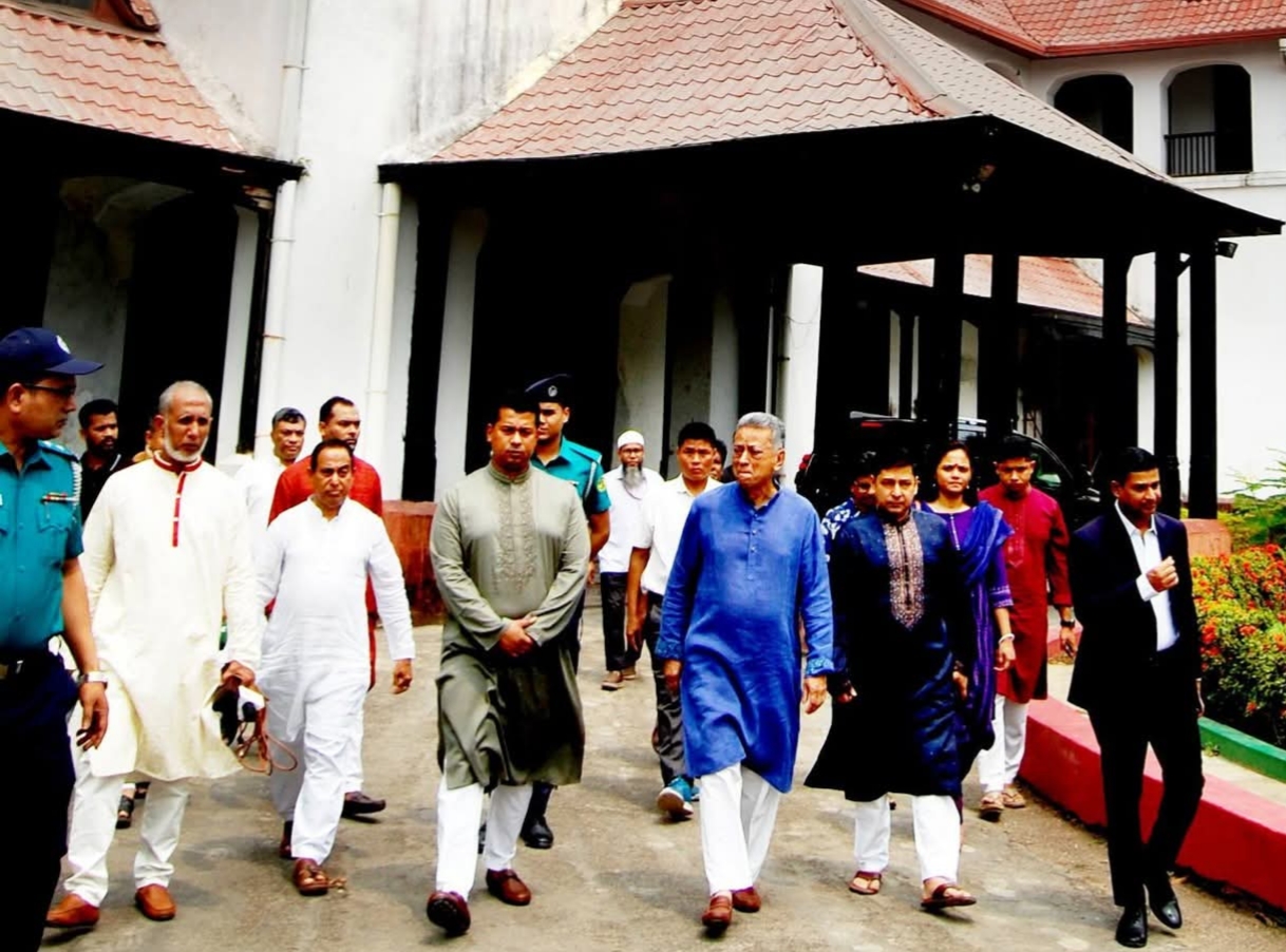 প্রচ্ছদ 2 প্রচ্ছদ