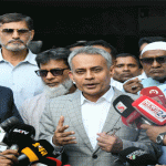 ঈদযাত্রা নিশ্চিত করতে রাজধানীর বাস টার্মিনাল পরিদর্শনে সড়ক মন্ত্রী শেখ রবিউল আলম