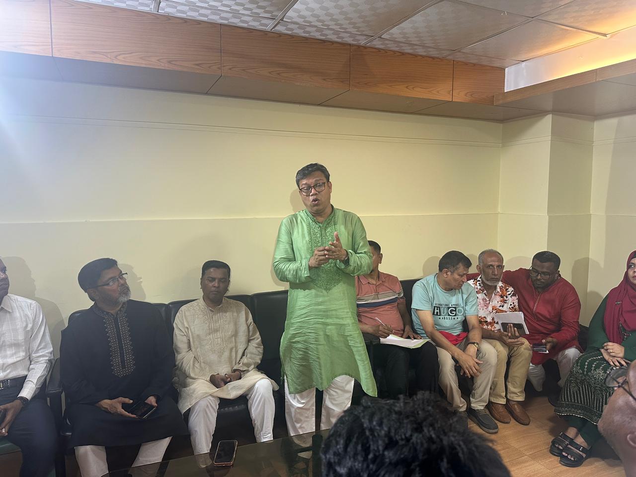 প্রচ্ছদ 135 প্রচ্ছদ