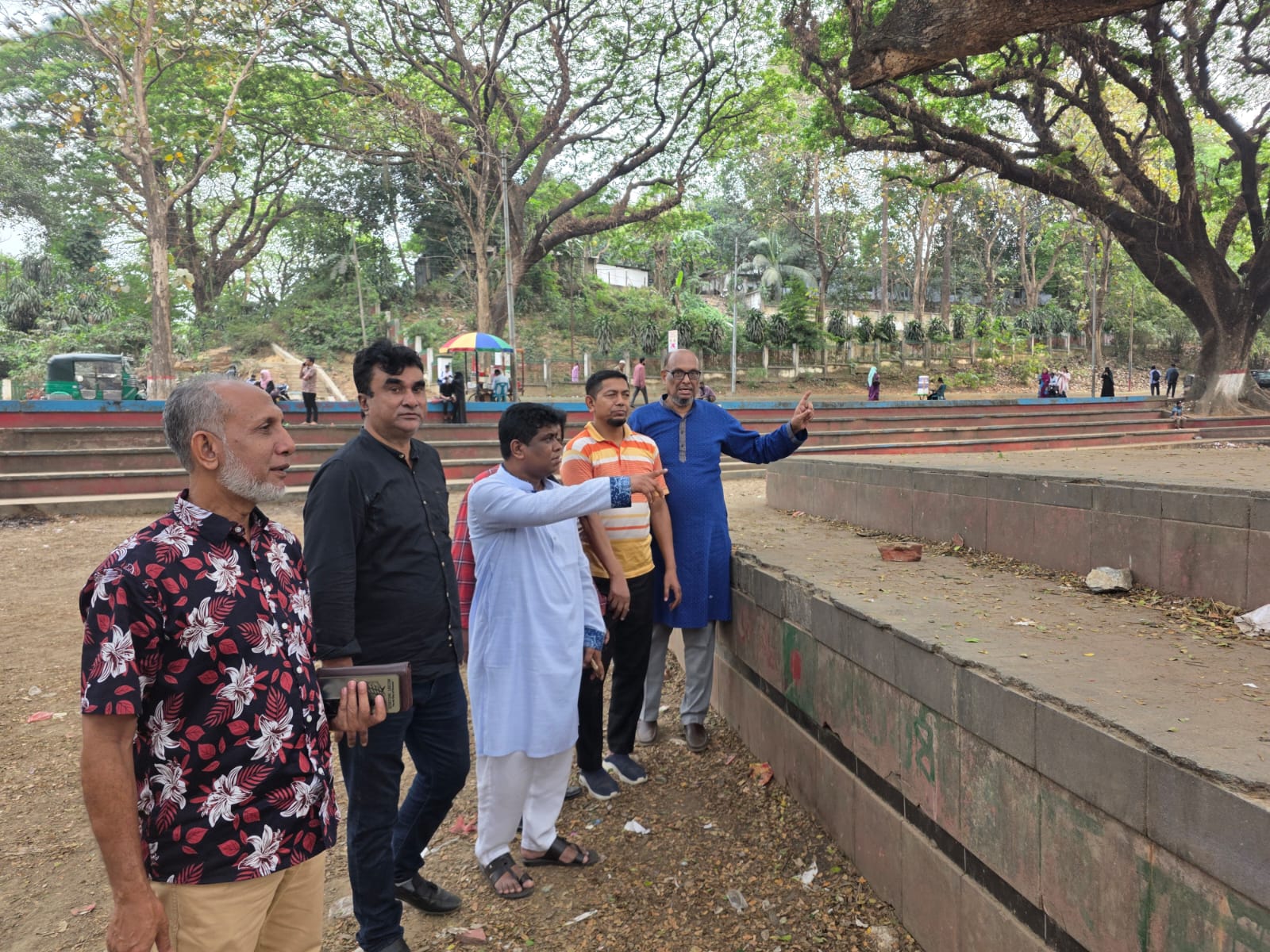 প্রচ্ছদ 135 প্রচ্ছদ