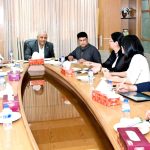 চবিতে কনফুসিয়াস ইনস্টিটিউটের কার্যক্রম চালু করা সম্পর্কে চীনা প্রতিনিধি দলের সঙ্গে মতবিনিময়