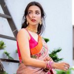 রঙিন চুড়ি-শাড়িতে বৈশাখী সাজে অভিনেত্রী মিম