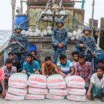 মায়ানমারে পাচারকালে সিমেন্ট বোঝাই বোটসহ ১১ জনকে আটক করেছে নৌবাহিনী