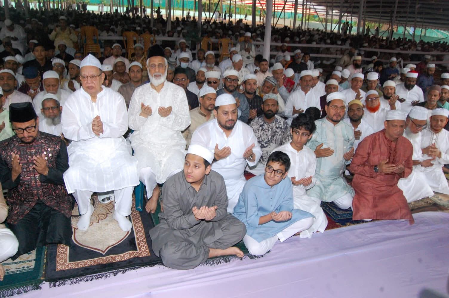 প্রচ্ছদ
