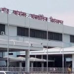 বৈরী আবহাওয়ায় চট্টগ্রাম শাহ আমানত বিমানবন্দরে ফ্লাইট বিপর্যয়