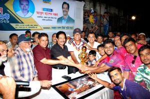 প্রচ্ছদ 21 প্রচ্ছদ