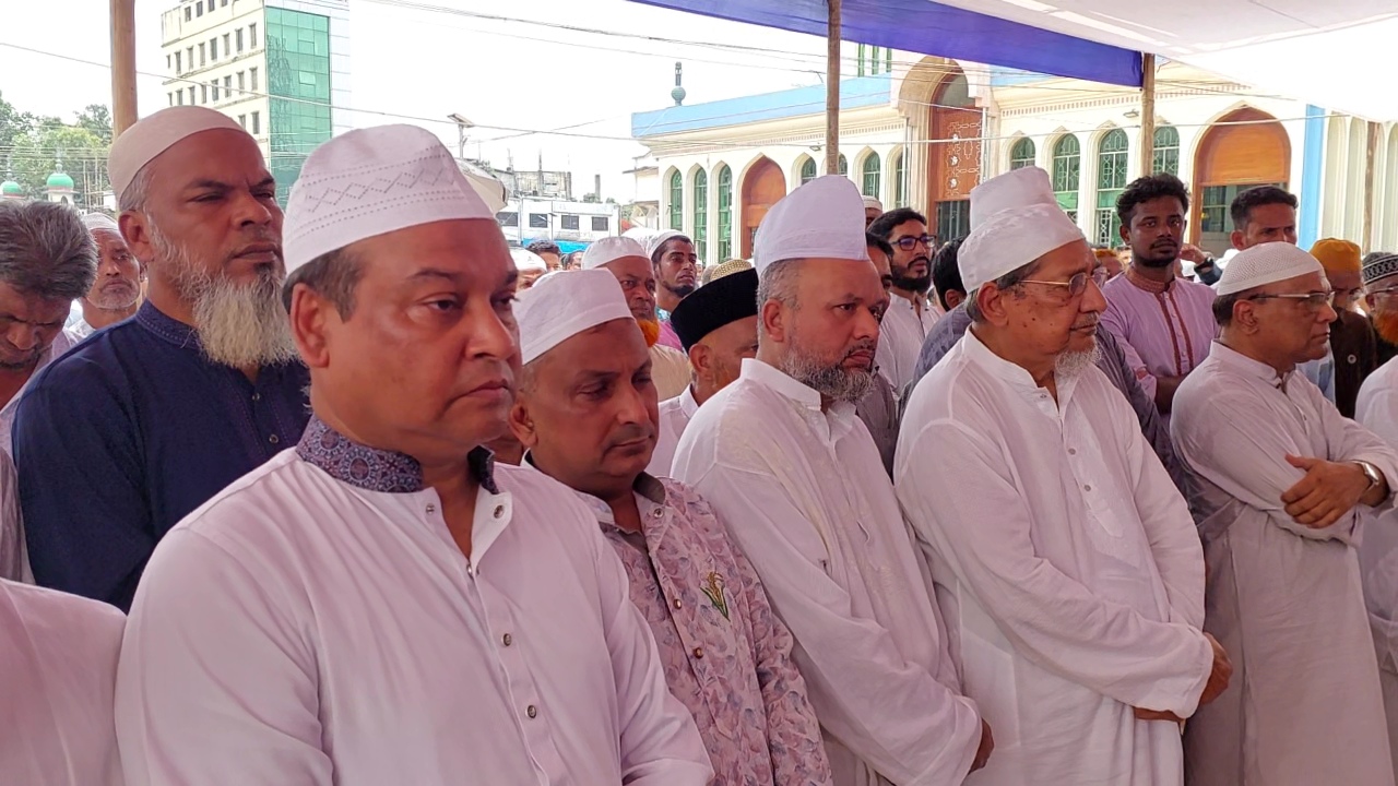 প্রচ্ছদ 135 প্রচ্ছদ