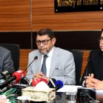 বন্যাকবলিত জেলার স্বাস্থ্যকর্মীদের ছুটি বাতিল: স্বাস্থ্যমন্ত্রী