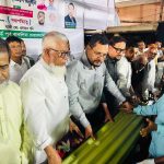 দুর্যোগের সময় মানুষের পাশে দাঁড়ানো আমাদের নৈতিক দায়িত্ব: ডা. শাহাদাত