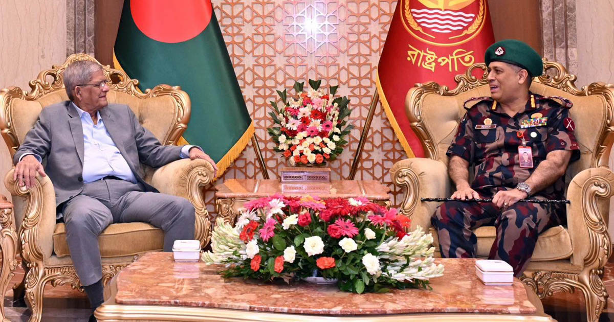 সীমান্ত হত্যা ও চোরাচালান বন্ধে বিজিবিকে কঠোর হওয়ার আহ্বান রাষ্ট্রপতির সীমান্ত হত্যা ও চোরাচালান বন্ধে বিজিবিকে কঠোর হওয়ার আহ্বান রাষ্ট্রপতির