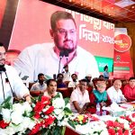 দেশের স্বার্থে এবং গণতন্ত্র রক্ষার সংগ্রামে আমরা সবাই কাঁধে কাঁধ মিলিয়ে এগিয়ে যাব: চবিতে প্রতিমন্ত্রী মীর হেলাল