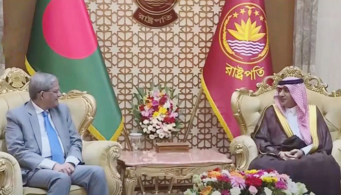 রাষ্ট্রপতির সঙ্গে সৌদির রাষ্ট্রদূতের সৌজন্য সাক্ষাৎ রাষ্ট্রপতির সঙ্গে সৌদির রাষ্ট্রদূতের সৌজন্য সাক্ষাৎ