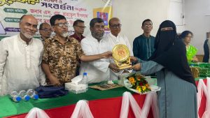 রাউজান কিন্ডারগার্টেন ফোরামের গোল্ড মেডেল বৃত্তির পুরস্কার ও সংবর্ধনা অনুষ্ঠিত